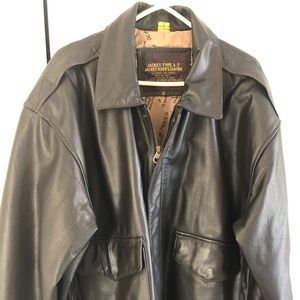 Vintage men’s leather bomber jacket